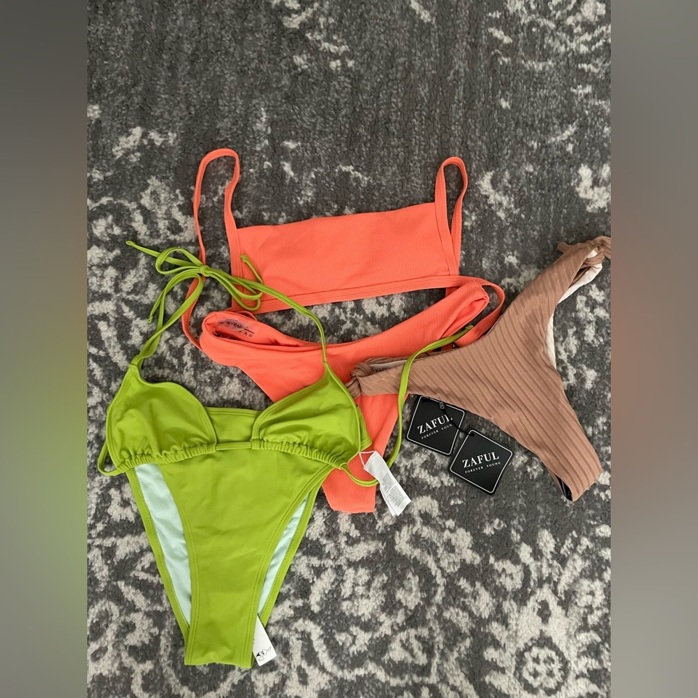 2 sets + one bottom // for $25